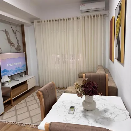 Malo House Center Apartment