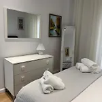 Malo House Center * 티라나