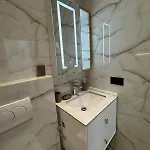 아파트 Malo House Center