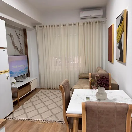 Malo House Near Blloku * Tirana