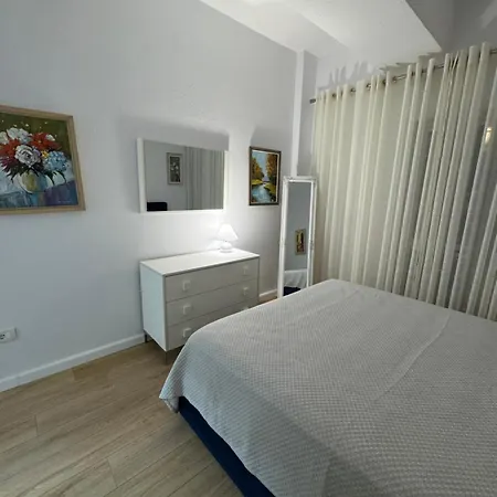 Malo House Center Tirana