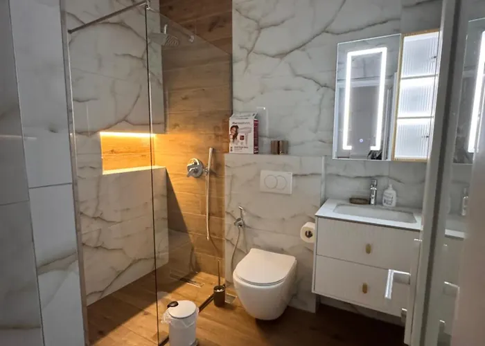 公寓 Malo House Center